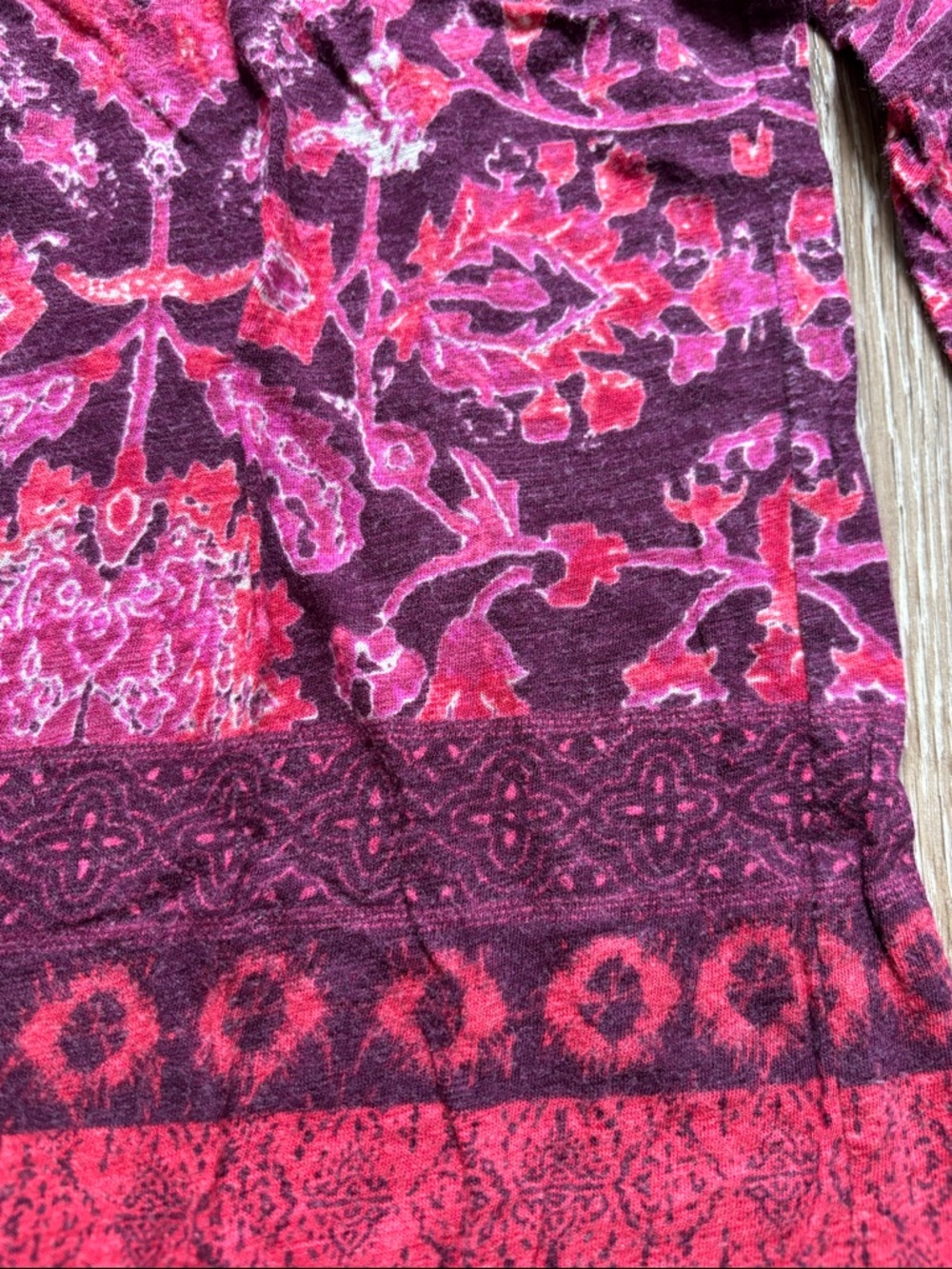 Lucky Brand pink/purple print 3/4 sleeve henley top, medium - Picture 5 of 6
